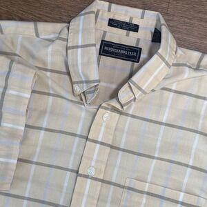 Susquehanna Trail Mens Medium Beige Plaid Short Sleeve Button Down Shirt Outdoor
